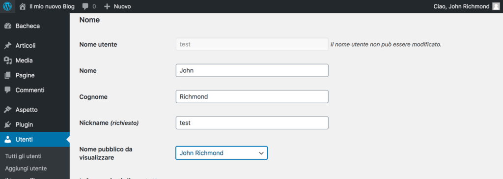 Il nome visualizzato può essere configurato tramite la pagina Profilo utente.